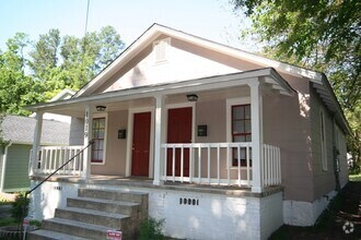 Building Photo - 1019 Sedgefield St