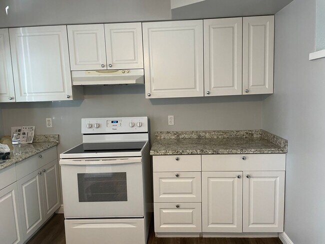 Foto del edificio - 3644 Tifton St N
