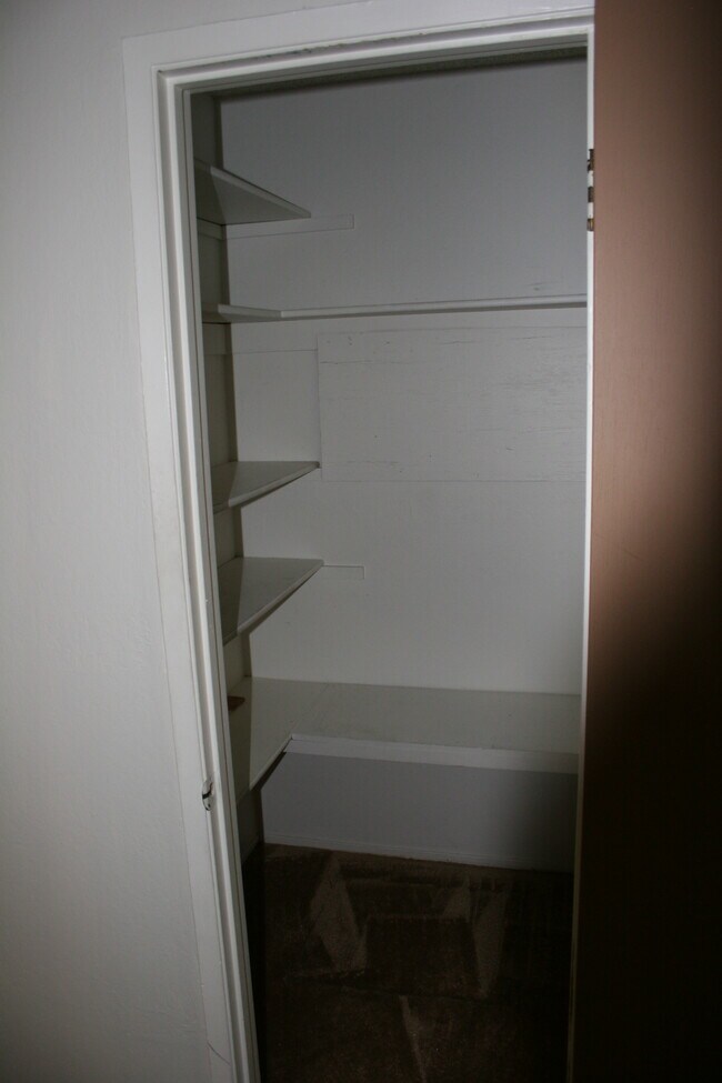 Three closets - 3691 Peacock Ct