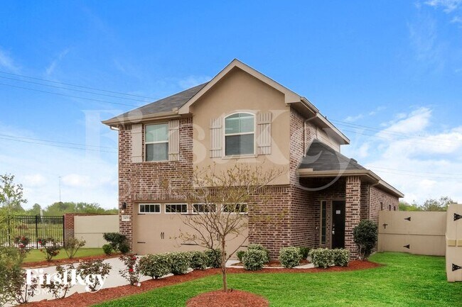 Foto del edificio - 1409 Woods Lake Ct