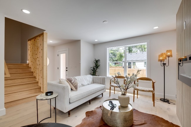 Building Photo - 2918 Murray Cir