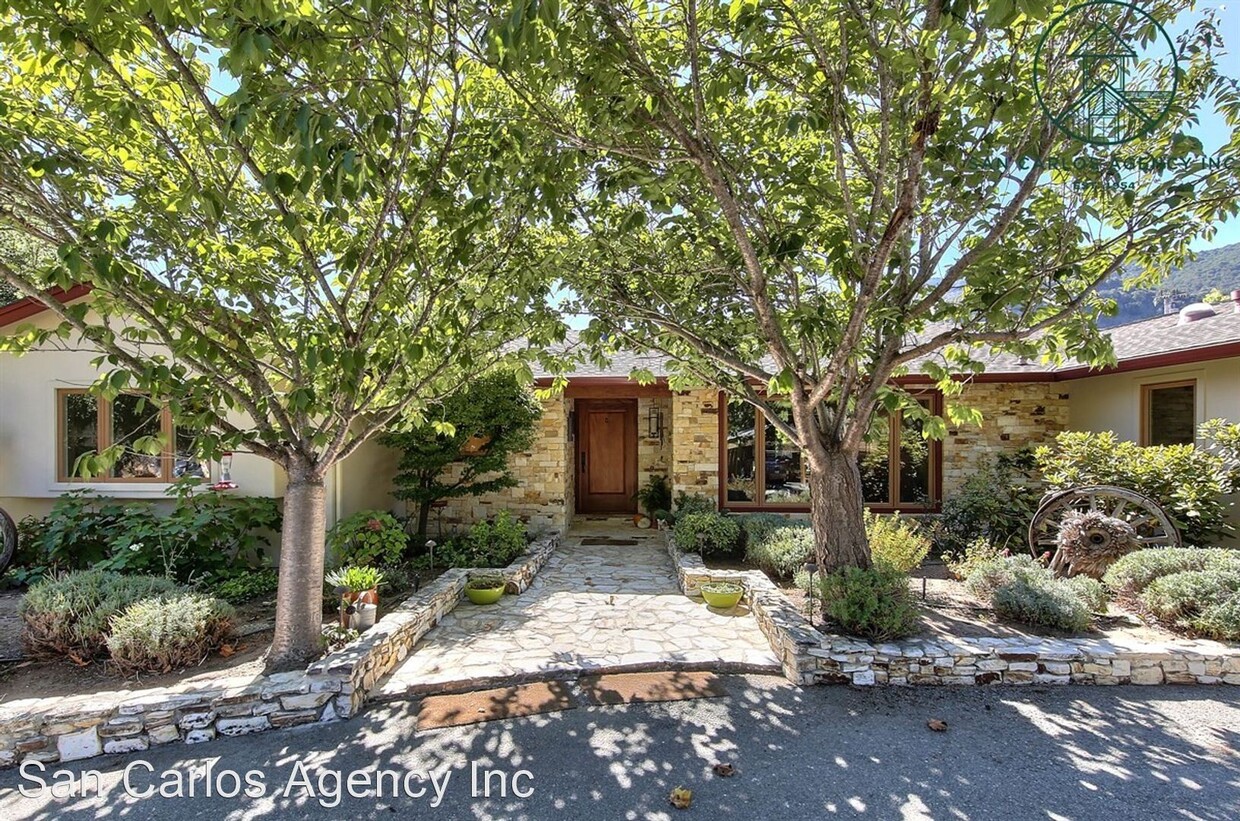 Primary Photo - 8600 Carmel Valley Rd