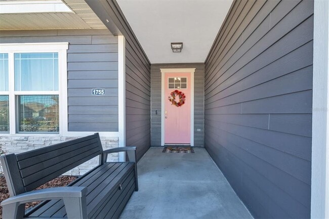 Building Photo - 1755 SW 67th Cir