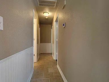 Foto del edificio - 8607 E Karen Ave