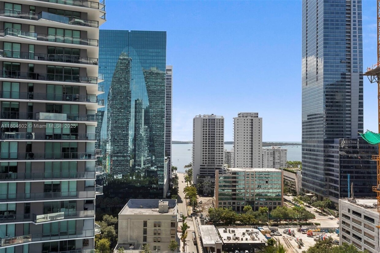Foto principal - 60 SW 13th St