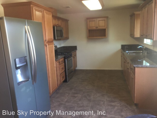 Building Photo - 3 br, 2 bath House - 2824 S Martin St
