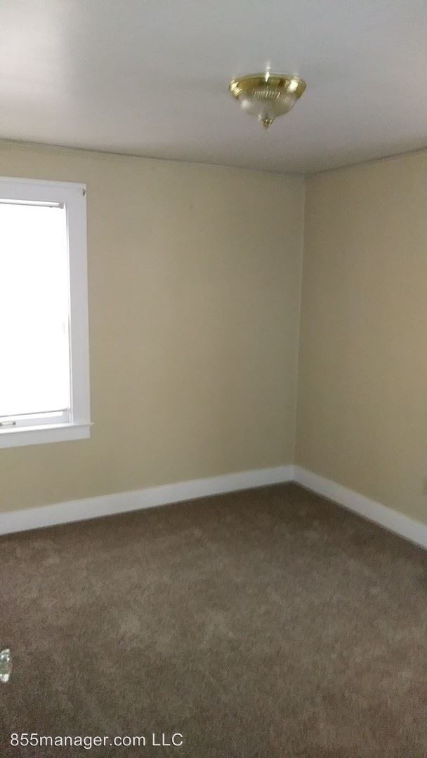 Building Photo - 3 br, 1 bath House - 113 Wenonah Dr.