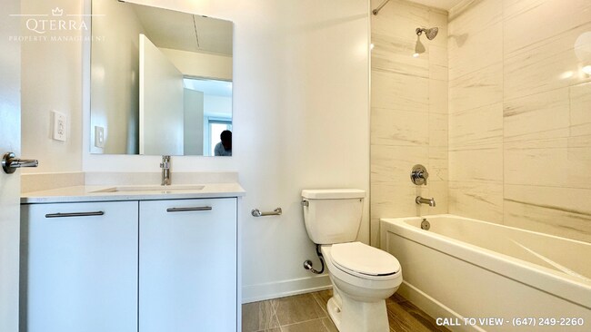 Building Photo - 612-1440 Clarriage Crt