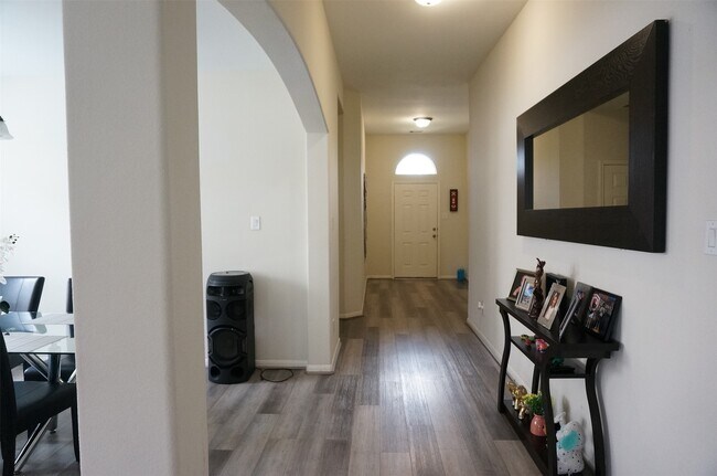 Foto del edificio - 2614 Whitetip Ct