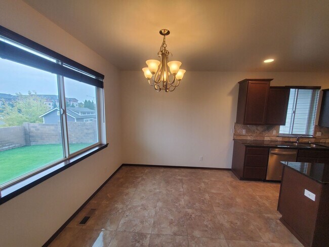Building Photo - MLS#286994 New carpet and fresh paint insi...