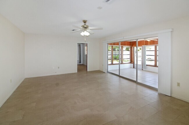 Building Photo - East Gate Annual Home for Rent
