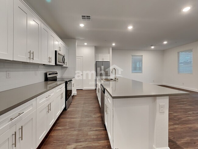 Foto del edificio - 132 Charmante Tulip Ln