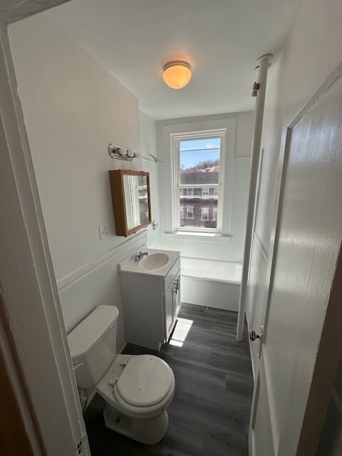 Foto del edificio - 85 Brainerd Rd