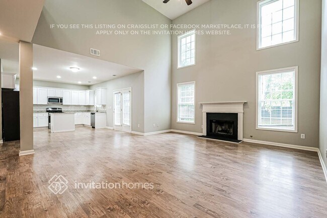 Building Photo - 1593 Broomfield Way