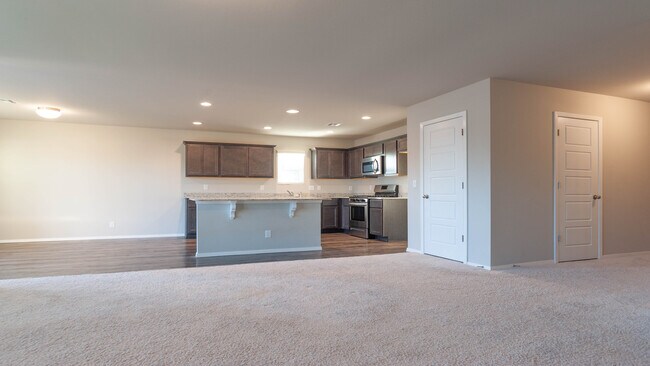 Foto del edificio - 2417 NW 194th St