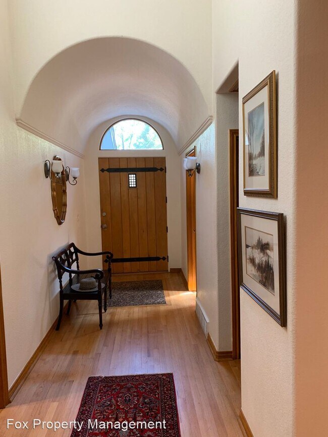 Foto del edificio - 5 br, 4 bath House - 7189 Cedarwood Circle