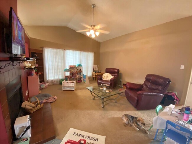 Building Photo - 1829 Harvest Moon Dr
