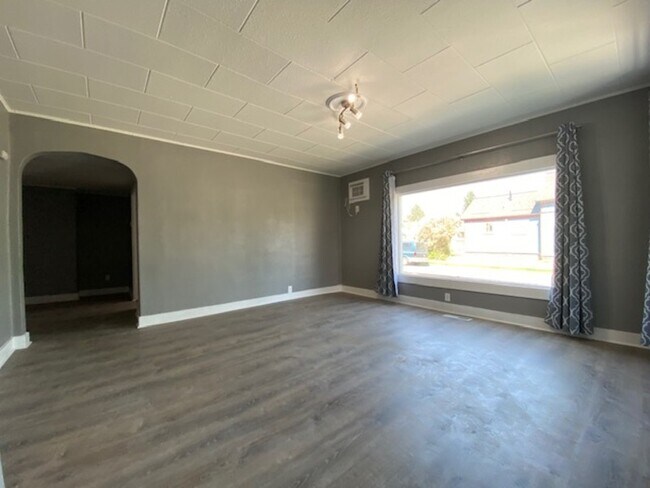 Foto del edificio - 2704-2704 W Boone Ave