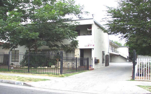 Primary Photo - Elizabeth Apartments