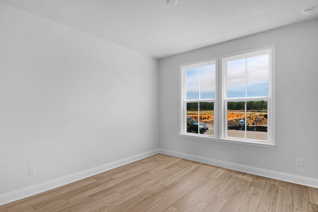 Foto del edificio - 267 Dendron Dr