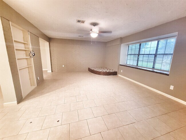 Building Photo - 16311 Tibet Rd