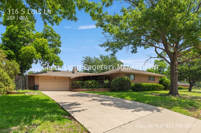 Building Photo - 316 S Lois Ln