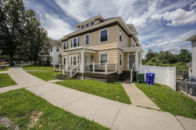 Foto del edificio - 124-126-126 Woodside Terrace