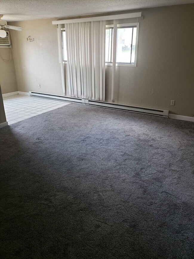 Living Room - 2200 W 11th St