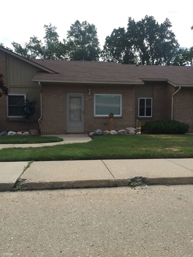 Primary Photo - 25810 Lira Ln