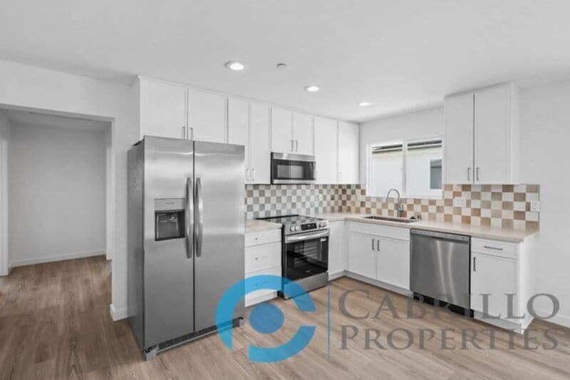 Primary Photo - 3072 46th St