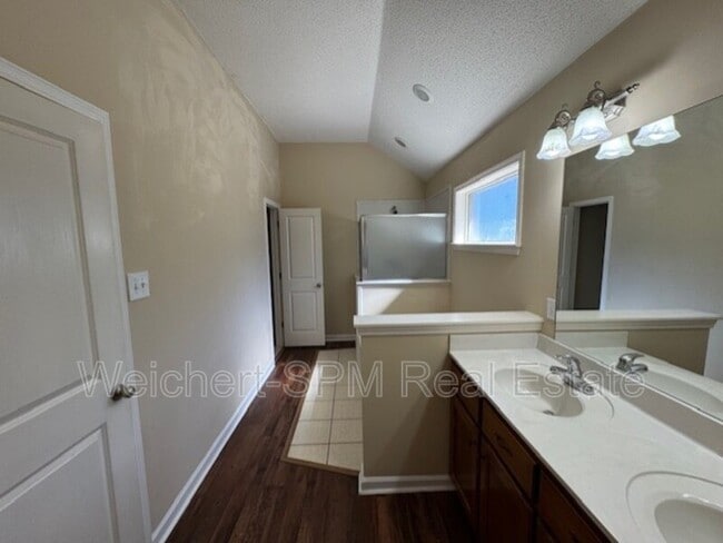 Building Photo - 35 Mulberry Cove