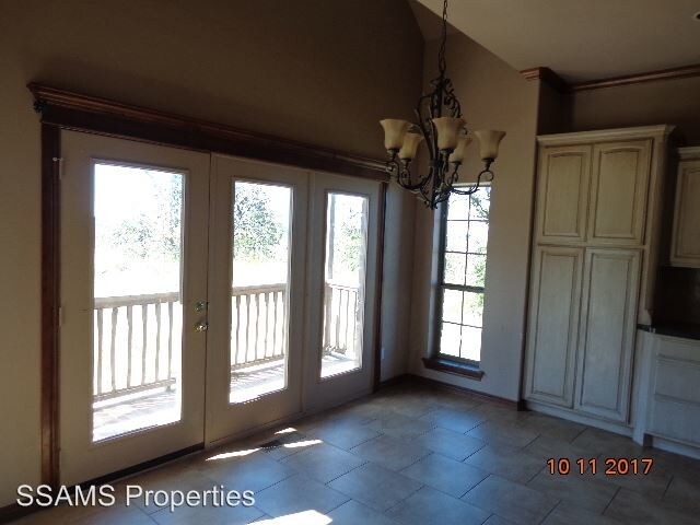 Foto del edificio - 15701 Onyx Ave