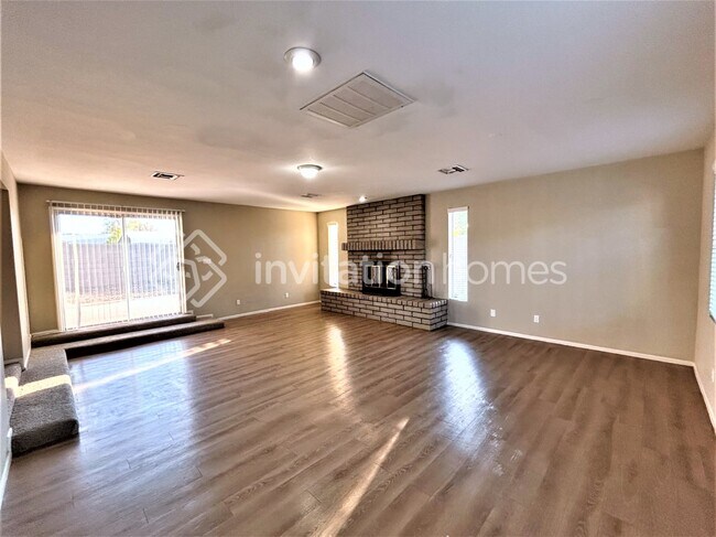Foto del edificio - 10010 N 73rd Ave