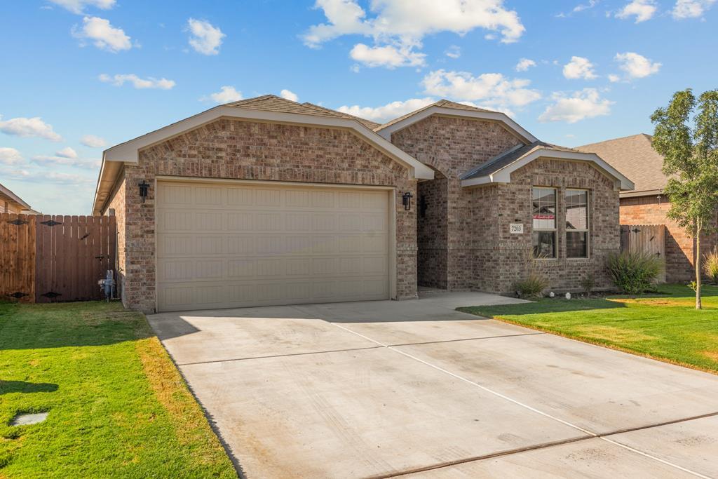 Foto principal - 7203 Thomas Paine Rd