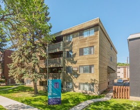 Building Photo - Cedarwood Arms
