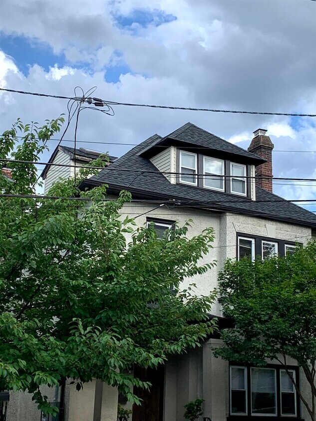 76 Sterling Ave Unit 2, Weehawken, NJ 07086 Condo for Rent in