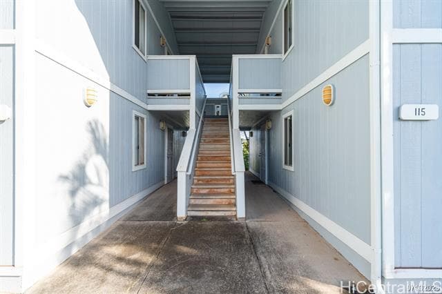 Building Photo - 95-1027-1027 ?Ainamakua Dr