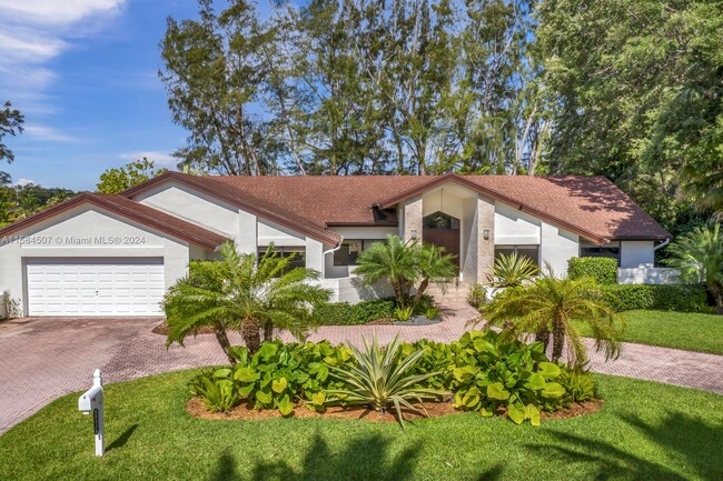 Foto del edificio - 5800 SW 73rd Ave