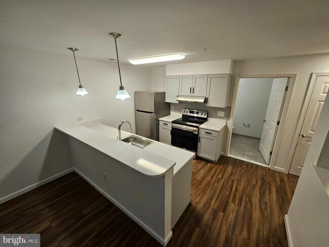 Foto del edificio - 200 Hamilton Ave