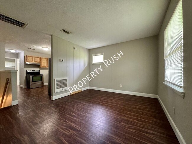 Building Photo - 6303 Walden Ave