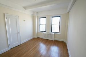 Foto principal - 455 W 34th St