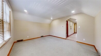 Building Photo - 532 16th St