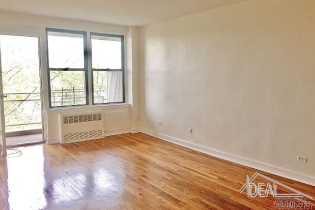 Building Photo - Canarsie JR4 w/ Terrace
