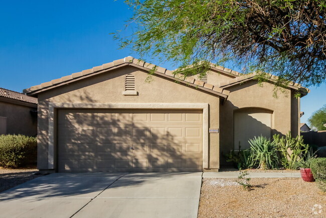 Building Photo - 43464 Colby Dr