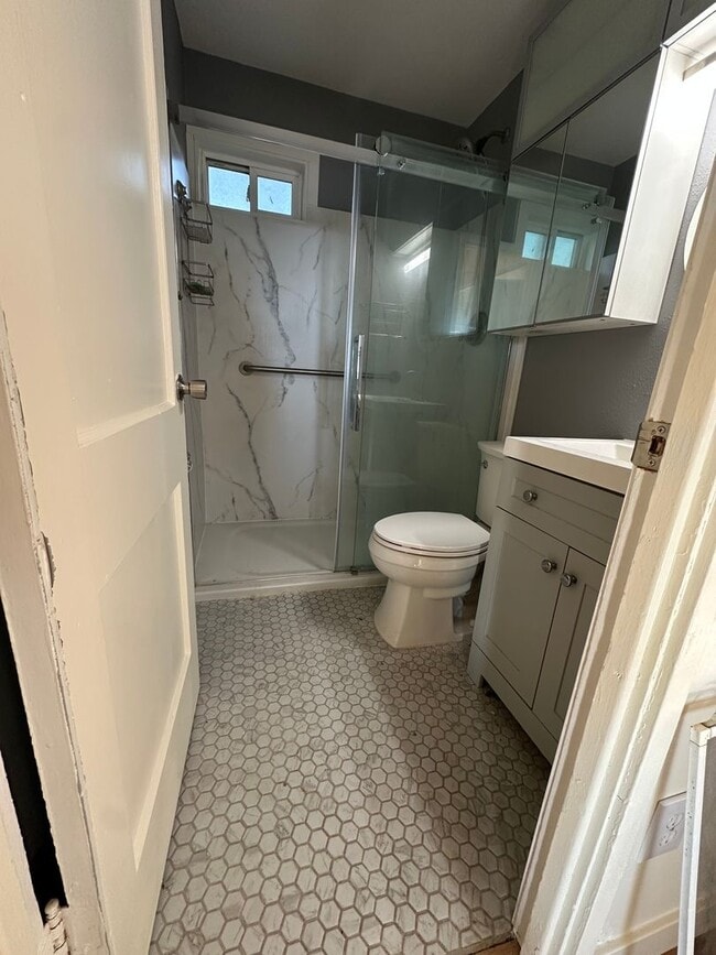 Building Photo - Private 1 Bedroom | 1 Bath Home in The Dalles