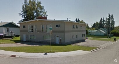 Building Photo - 9429-9496 96 Ave