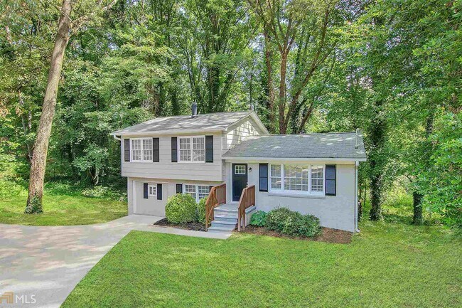 Building Photo - 1187 Mountain View Dr