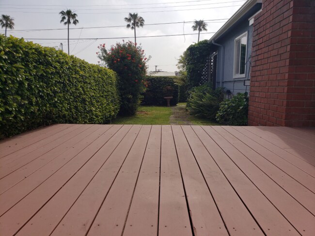 Foto del edificio - 502 Rindge Ln
