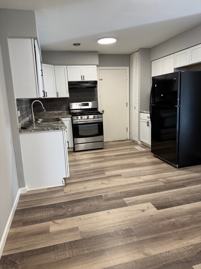 Foto del edificio - 1742 Amherst Cir