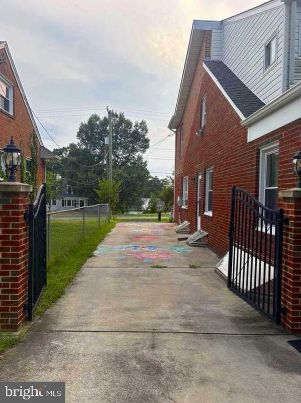Foto del edificio - 7213 Adelphi Rd